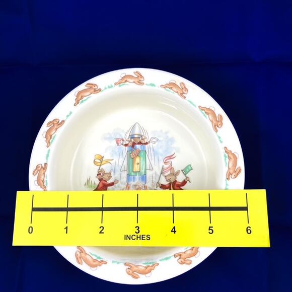 Royal Doulton Lot of Childs Tableware Bunnykins with Plate Bowl 2 Handle Cup - Picture 11 of 16